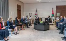 الملك يسstrongتقبلstrong وفدا من البرلمان الفرنسي