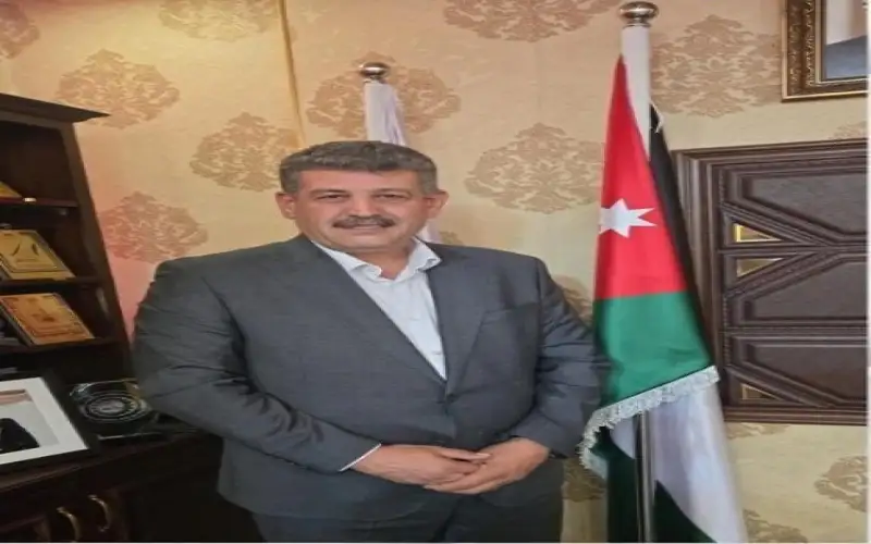 أبو عاقولة نقيبا لأصحاب شركات التخليص