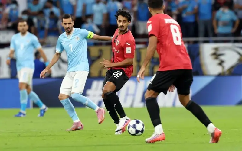 الريان القطري يهزم الفيصلي 4-3 في