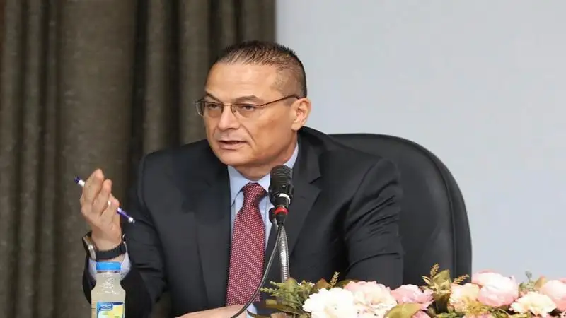 الحكومة تجدد تعيين الشركس محافظا للبنك