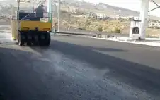 أمانة strongعمانstrong تباشر أعمال قشط وتعبيد