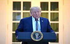 ترامب: إيران تريد عقد صفقة ..