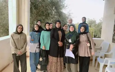 فتى سوداني صنع ساعة رقمية فاعتقلته