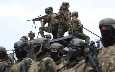 الأمن يضبط 5 طلاب على خلفية