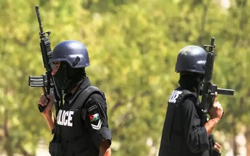 حملة أمنية في الرمثا تطيح بـ7