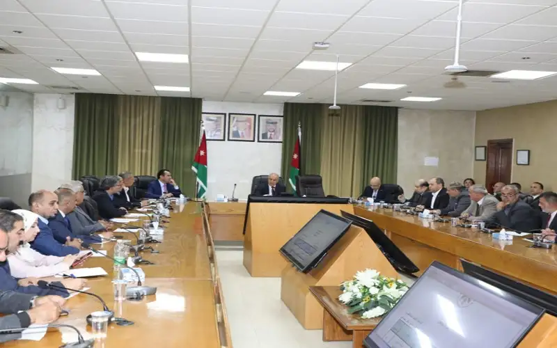 صحيفة نيسان ـ محافظة يؤكد ضرورة ضبط الانتقال بين