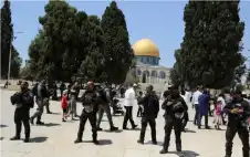 966 مستوطنا يقتحمون المسجد الأقصى صباح