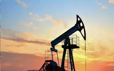 صحيفة نيسان ـ النفط يتراجع مع تركيز المستثمرين على
