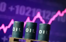 النفط يرتفع بعد نفي ترامب استعداده