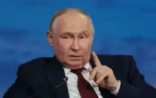 بوتين: آمل أن يظل مضيق هstrongرمstrongز
