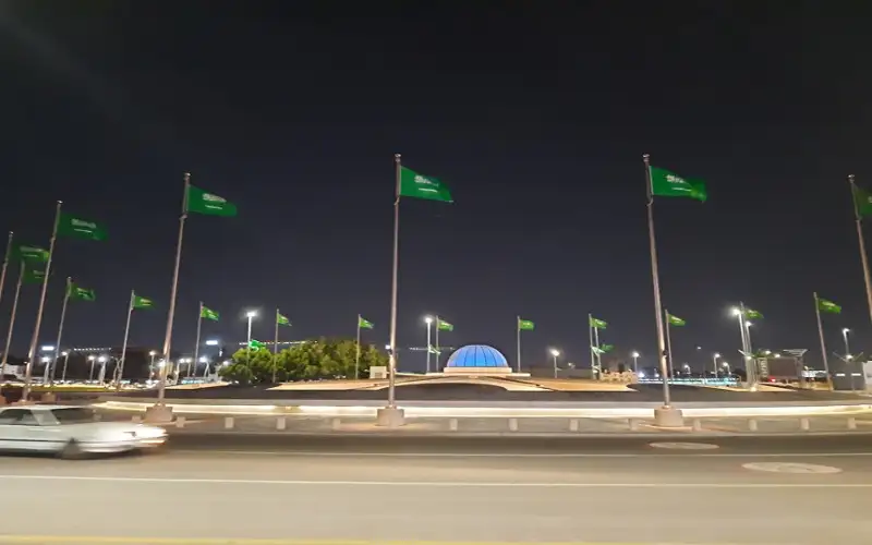 اعتراض صاروخين باليستيين في خميس مشيط