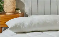 عادات ليلية تسرق النوم وتربك الساعة