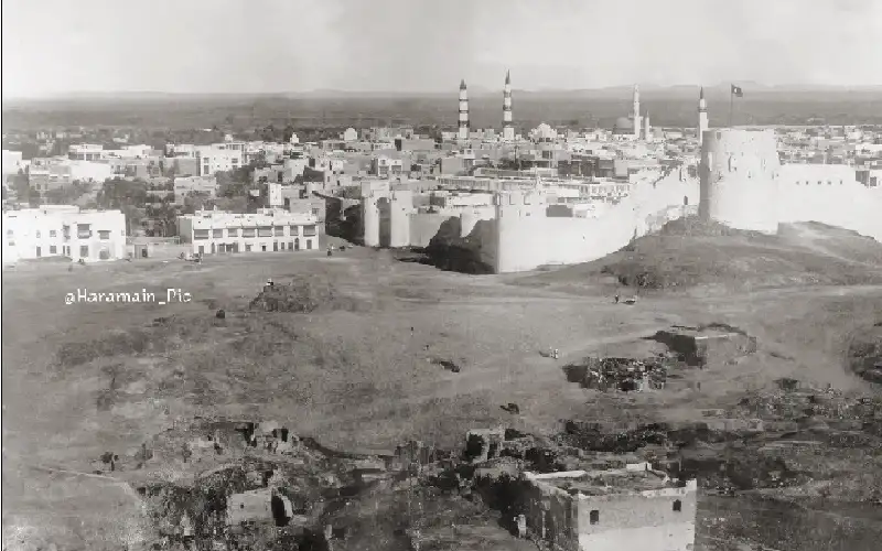 عمر بن الخطاب والتحول إلى دولة