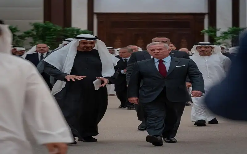 الملك يتسلم رسالة من رئيس دولة