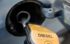 ماكرون يبحث مع ترامب وكندا خفض