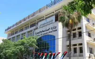 80 ألفا يؤدون صلاة الجمعة في