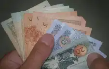 التربية تصرف رواتب معلمي الإضافي