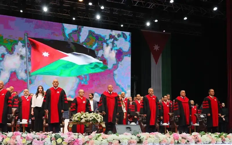 بالصور .. . الأميرة عالية بنت
