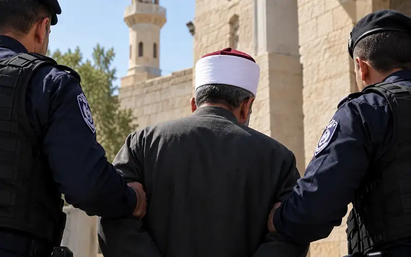 صحيفة نيسان ـ الحبس 6 أشهر لمؤذن مسجد في