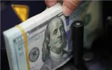 الدولارات تدخل مصر والعجز مستمر.. أين