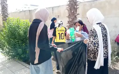 الملك وبن سلمان تجولا بسيارة تيسلا