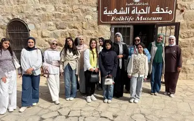 إنقاذ (51) طالبا كاد سائق حافلتهم