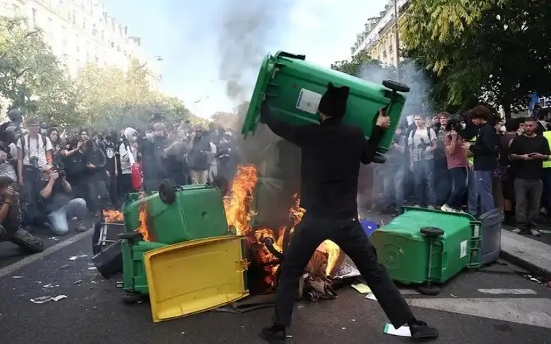 نقطة تحول .. فرنسا تستعد لموجة