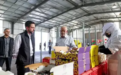 بحث سبل التعاون بين جامعة عمان