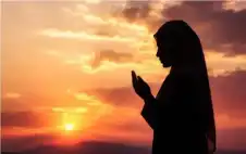 كيف تشكل العبادات شخصية الإنسان؟