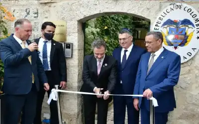 إتلاف كميات من الموز والبطاطا غير