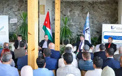 بالفيديو .. حارس المنتخب التونسي يمثل