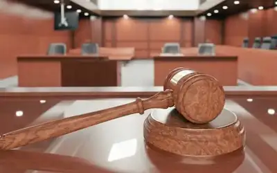 الحبس 6 أشهر وغرامة 9 آلاف