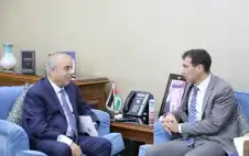 الاتحاد الأوروبي: استمرار برامج المنح الدراسية