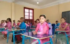 الجزائر تمنع المناهج الفرنسية وتفرض الstrongعربيةstrong