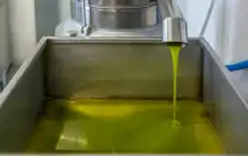 بعد ضبط 5 آلاف تنكة مغشوشة