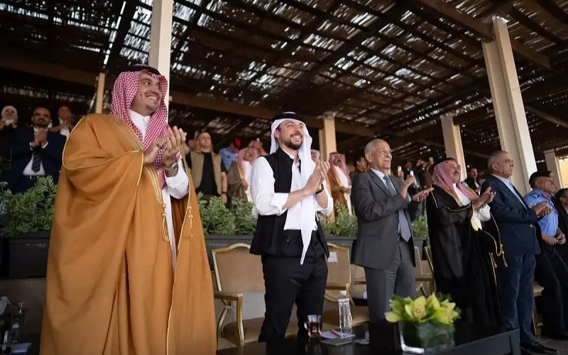 صحيفة نيسان ـ ولي العهد يرعى ختام بطولة العالم