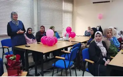 (تاكسي) يحمل لوحة أرقام مزورة بالزرقاء
