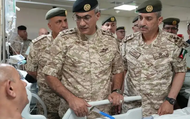 صحيفة نيسان ـ رئيس هيئة الأركان المشتركة يعود مصابي