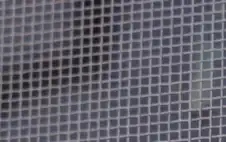 سفارات تنكس أعلامها حدادا على شهداء