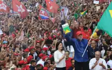 لولا يفوز بولاية رابعة لرئاسة اstrongلبstrongرازيل