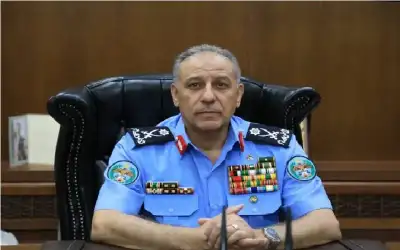 مسلح يهاجم المارة في سيدني ..
