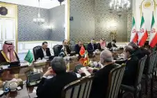 اجتماع رباstrongعيstrong في طهران بمشاركة السعودية