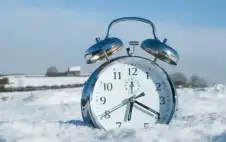التوقيت الشتوي أم الصيفي .. أيهما