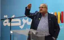 من هو أحمد الطيبي الذي (يحلم)