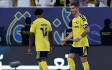هاتريك رونالدو يقود النصر إلى عبور