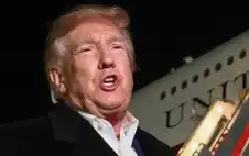 تstrongرمstrongب عن إيران: سيتغير الوضع قريبا