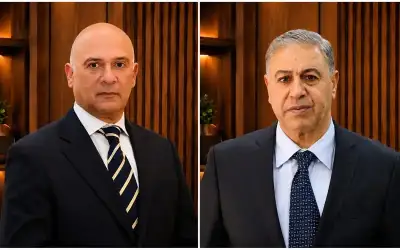 شاهد لحظة دخول الارهابي الى المسجد