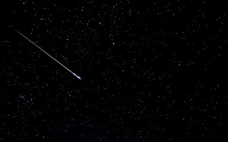 صحيفة نيسان ـ سماء الأردن على موعد مع القمر