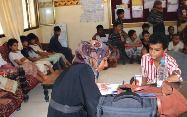 الحوثيون زجوا بالأطفال في الحرب والمقاومة