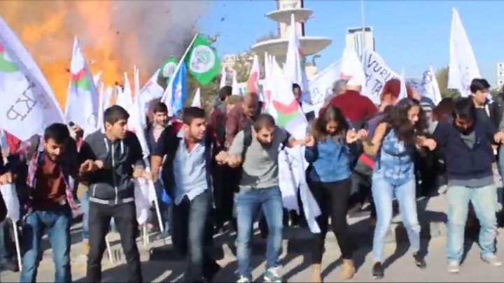 تركيا تبدأ بتشييع ضحايا تفجيري أنقرة